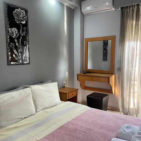 Voras Apartments Káto Loutrákion Екстериор снимка