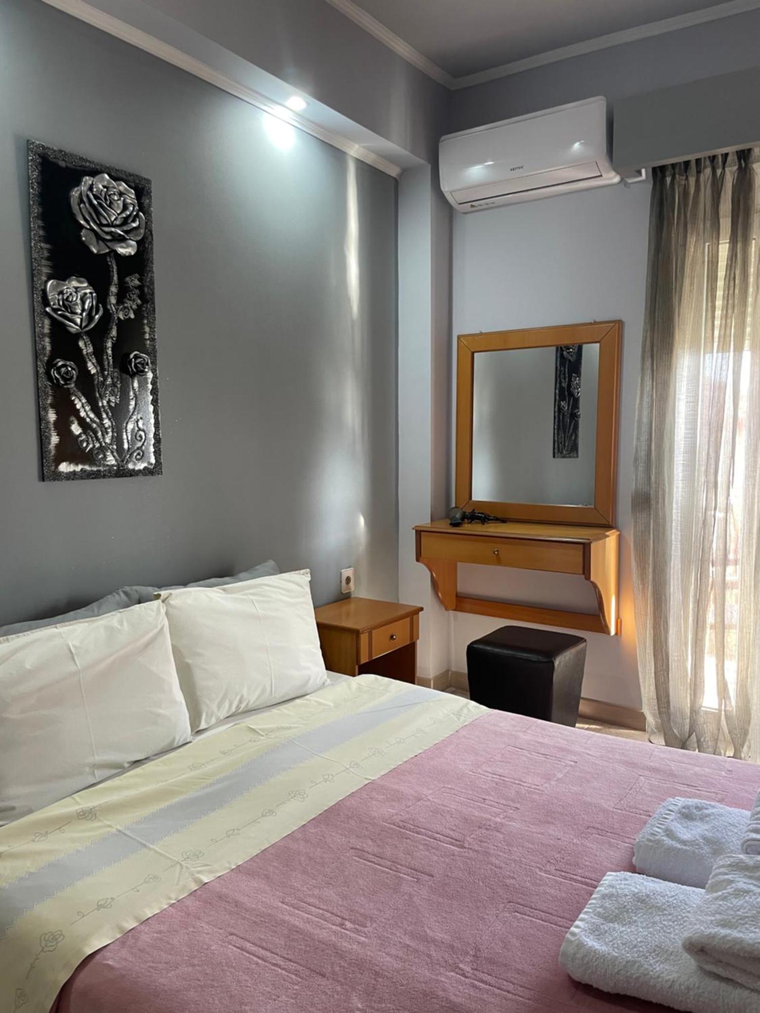 Voras Apartments Káto Loutrákion Екстериор снимка