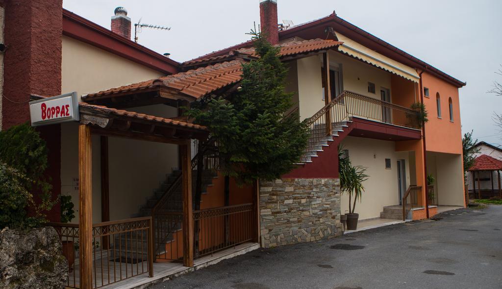 Voras Apartments Káto Loutrákion Екстериор снимка