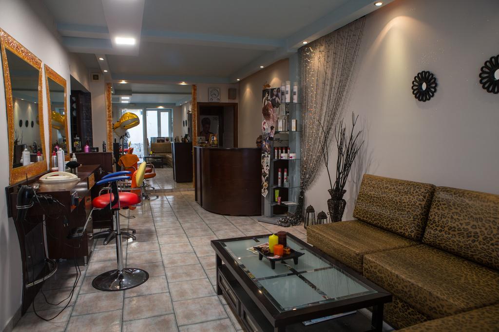 Voras Apartments Káto Loutrákion Екстериор снимка